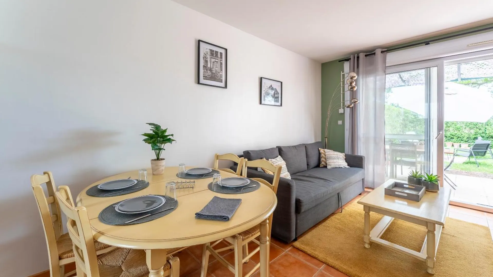 Holiday home Le Mazet De Leon Villa Arles