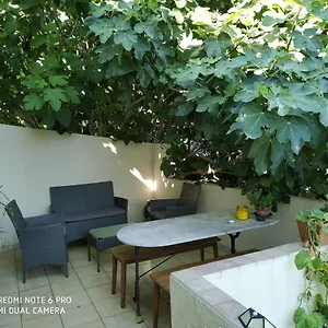 En Avec Un Air De Campagne Apartment