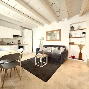  Hébergement de vacances Maison Arenas